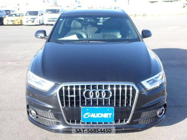 Audi Q3 2015-04 8411282-4