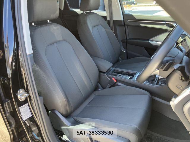 Audi Q3 2020-10 8411287-10