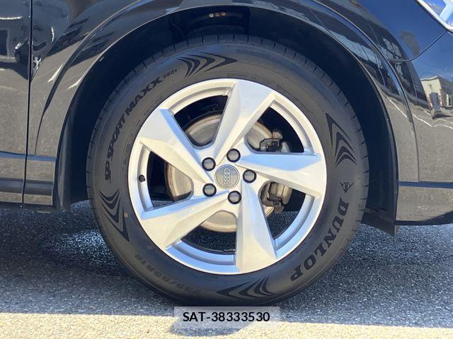 Audi Q3 2020-10 8411287-26