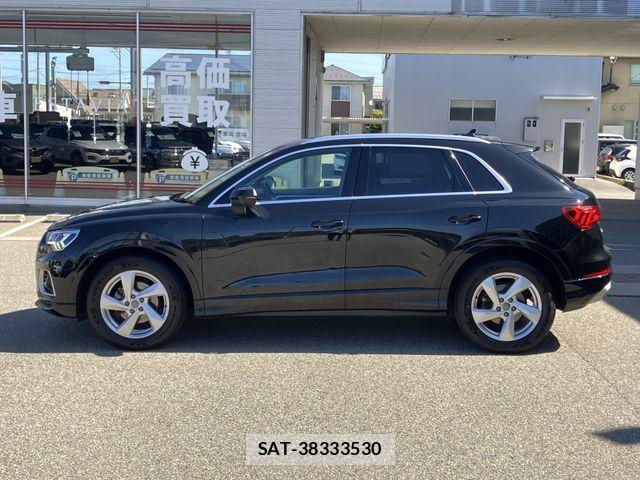 Audi Q3 2020-10 8411287-6