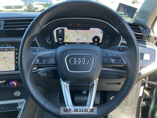 Audi Q3 2020-10 8411287-8