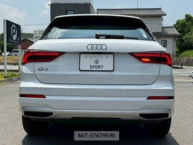 Audi Q3 2022-11 8485049-15