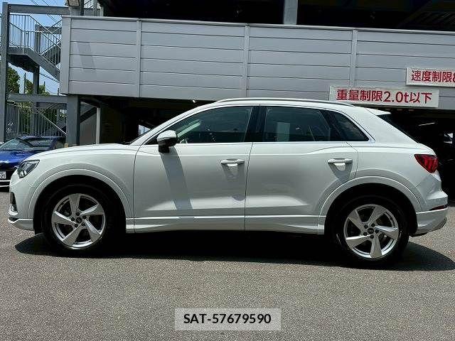 Audi Q3 2022-11 8485049-16