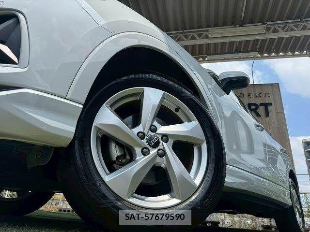 Audi Q3 2022-11 8485049-18