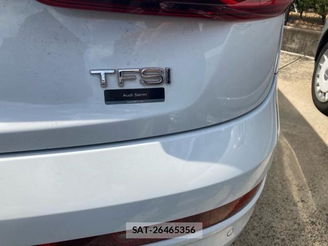 Audi Q3 2017-06 8523629-6