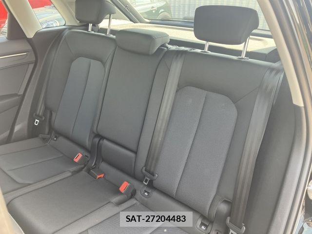 Audi Q3 2025-03 8523626-12