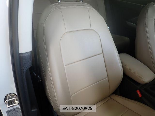 Audi Q3 2024-05 8523625-23