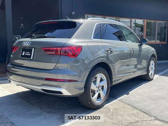 Audi Q3 2022-11 8523627-4
