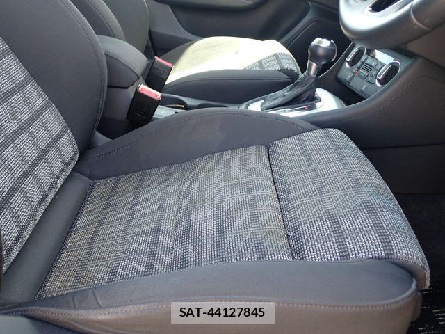 Audi Q3 2016-09 8561202-21