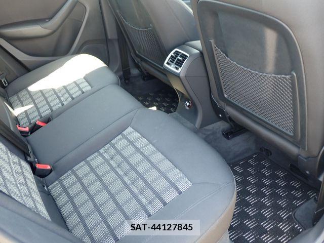 Audi Q3 2016-09 8561202-22