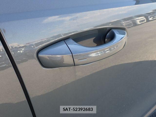 Audi Q3 2021-06 8561201-12