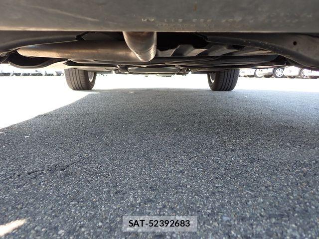 Audi Q3 2021-06 8561201-13