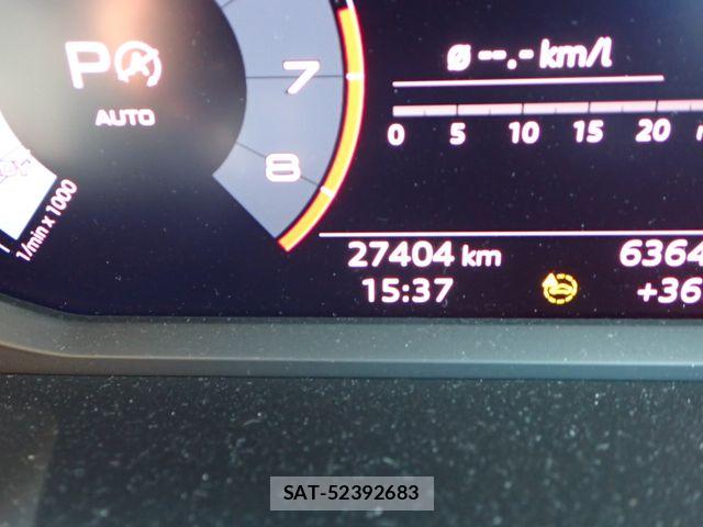 Audi Q3 2021-06 8561201-15