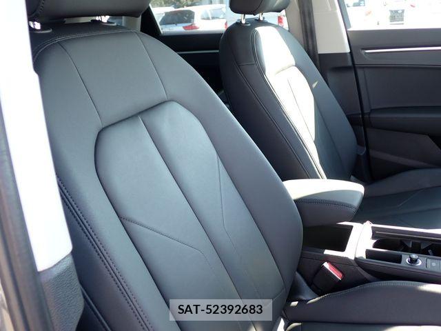 Audi Q3 2021-06 8561201-21