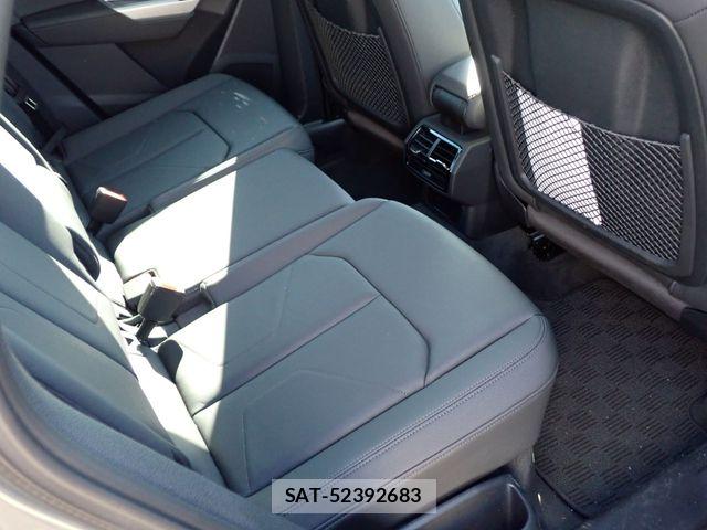 Audi Q3 2021-06 8561201-23