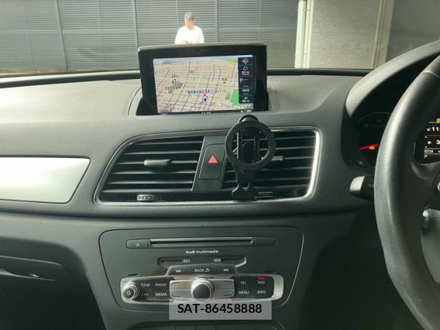 Audi Q3 2016-12 8625864-21