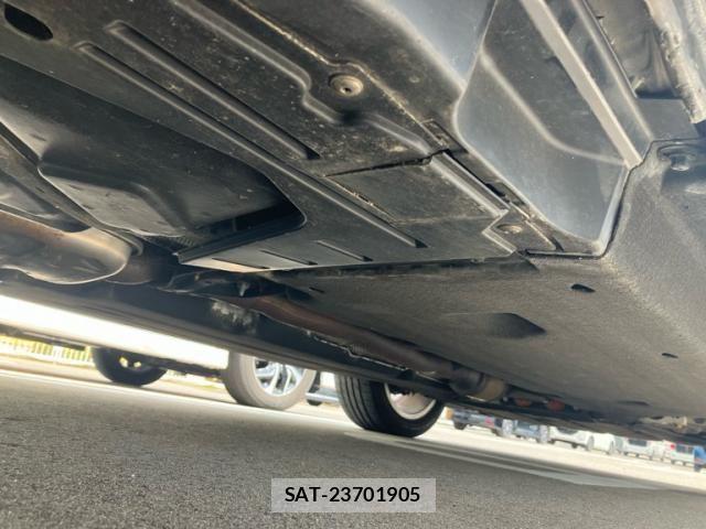Audi Q3 2014-06 8625866-5