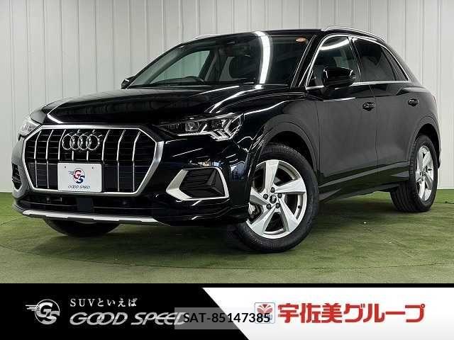 Audi Q3 2021-08 8625863-0