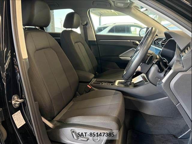 Audi Q3 2021-08 8625863-10