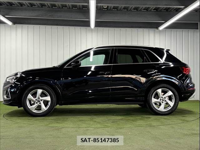 Audi Q3 2021-08 8625863-16
