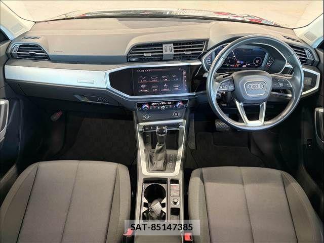 Audi Q3 2021-08 8625863-1