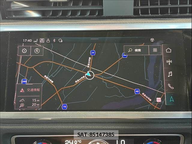 Audi Q3 2021-08 8625863-2