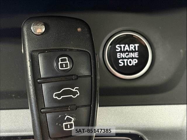 Audi Q3 2021-08 8625863-6