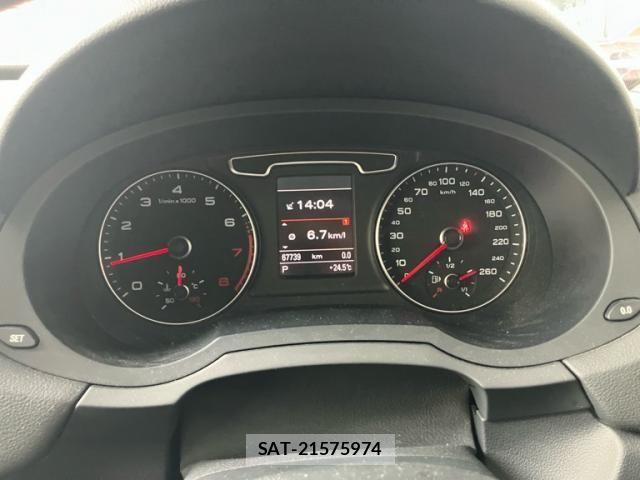 Audi Q3 2014-03 8625865-16