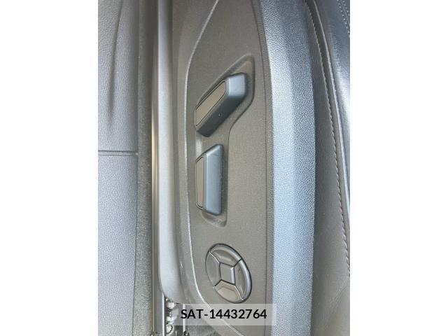 Audi Q3 2022-02 8658073-14