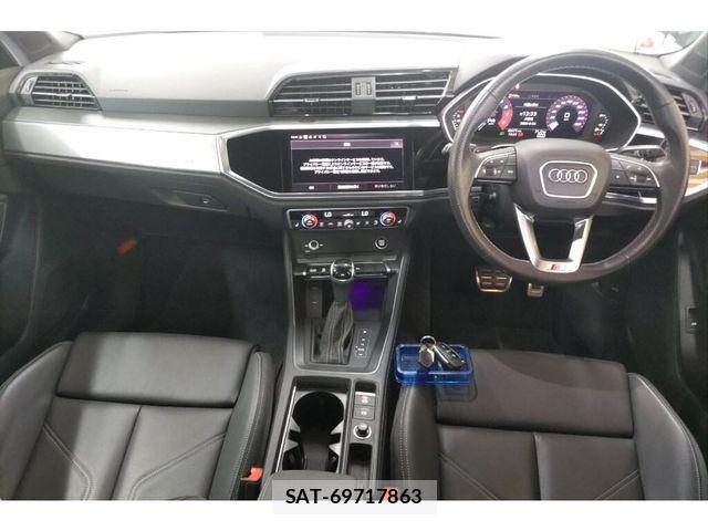 Audi Q3 2021-08 8658071-1