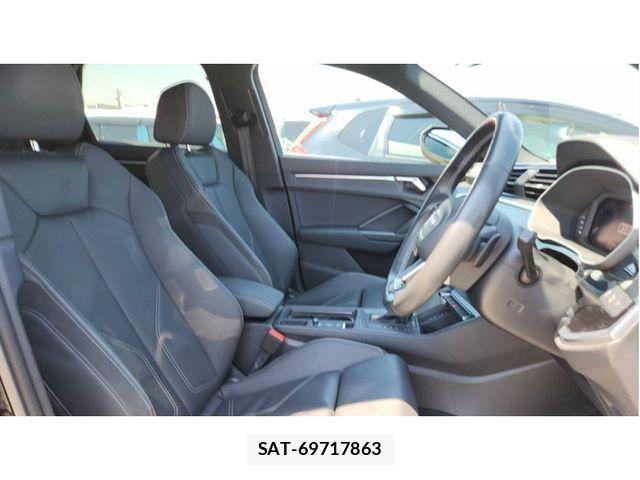 Audi Q3 2021-08 8658071-7