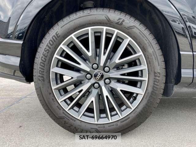 Audi Q3 2024-11 8740620-10