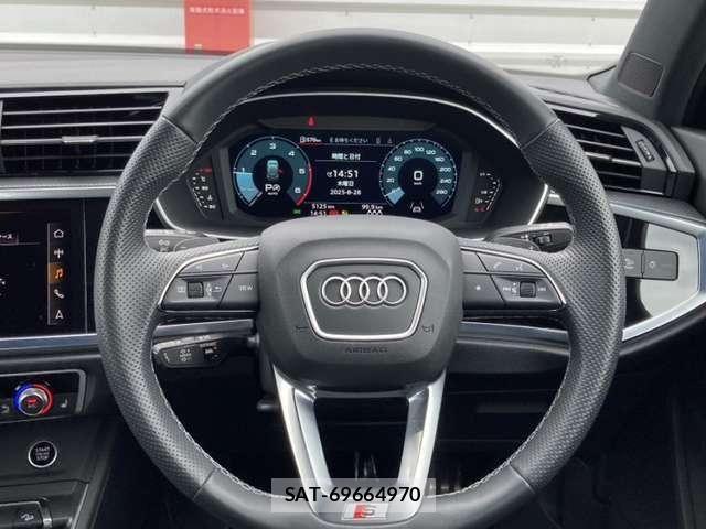 Audi Q3 2024-11 8740620-12