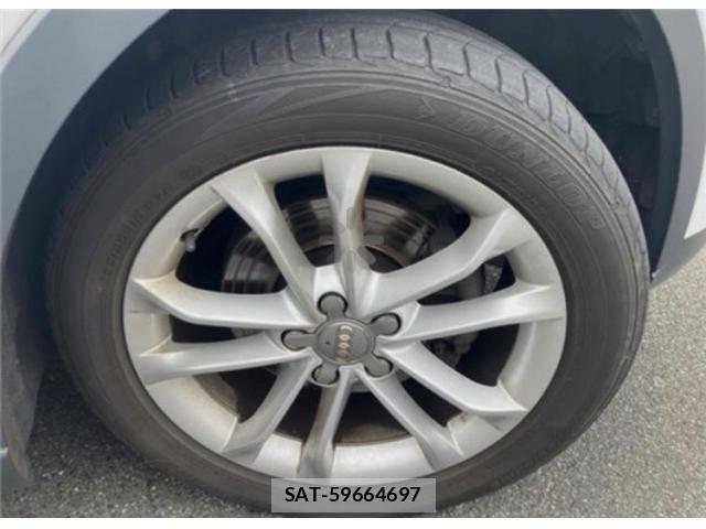 Audi Q3 2012-12 8740623-15