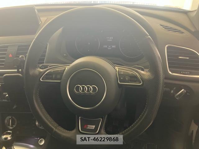 Audi Q3 2012-08 8740622-16