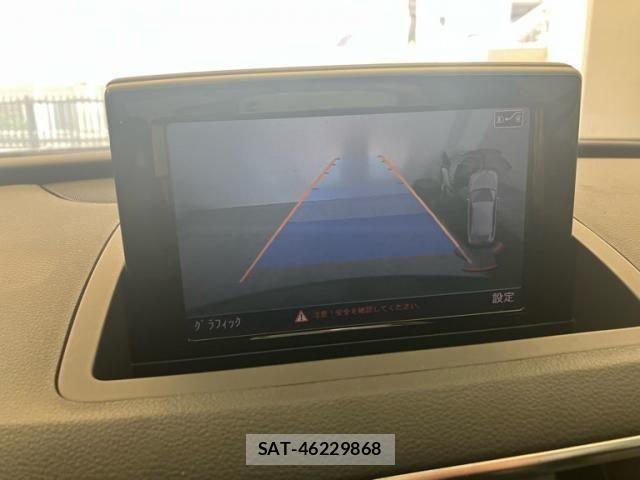 Audi Q3 2012-08 8740622-19