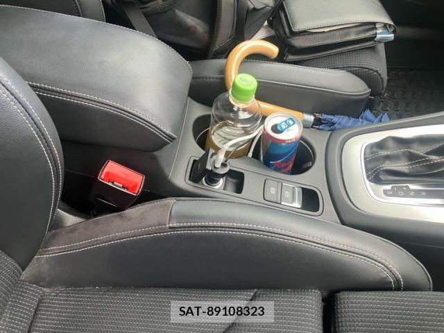 Audi Q3 2018-03 8779553-7