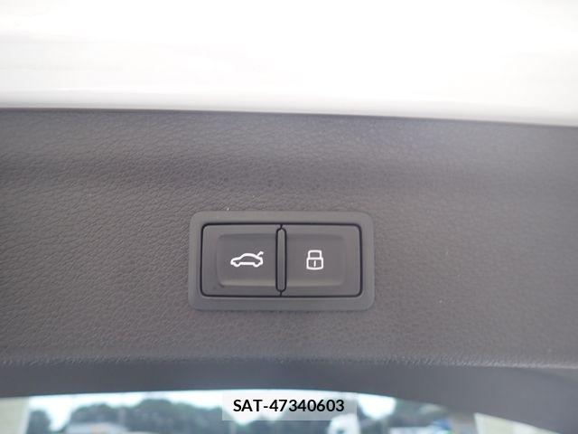 Audi Q3 2023-08 8795308-25