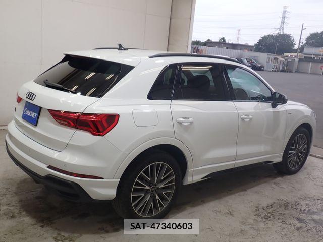 Audi Q3 2023-08 8795308-7