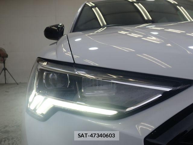 Audi Q3 2023-08 8795308-8