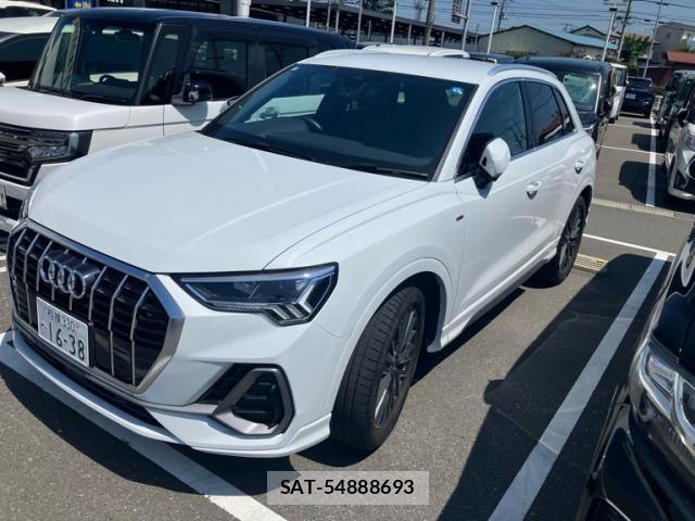 Audi Q3 2022-02 8795309-2