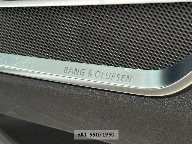 Audi Q3 2021-01 8827911-24