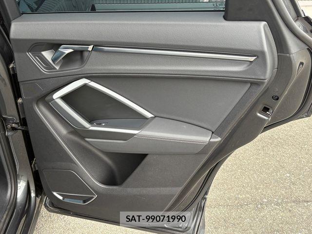 Audi Q3 2021-01 8827911-25