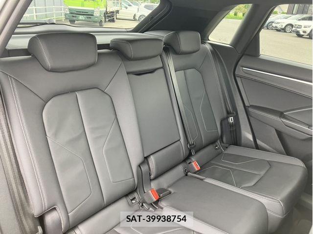 Audi Q3 2021-12 8827909-15