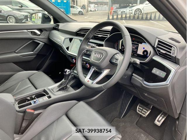 Audi Q3 2021-12 8827909-1