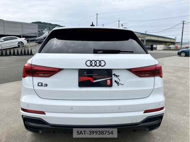 Audi Q3 2021-12 8827909-6