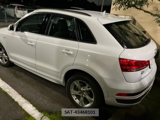 Audi Q3 2015-09 8848275-1