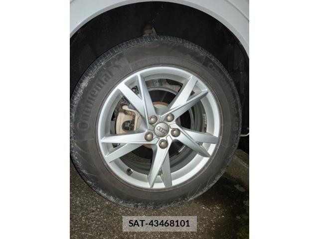 Audi Q3 2015-09 8848275-6