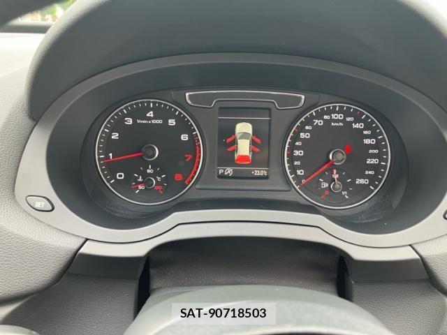 Audi Q3 2016-05 8848277-16