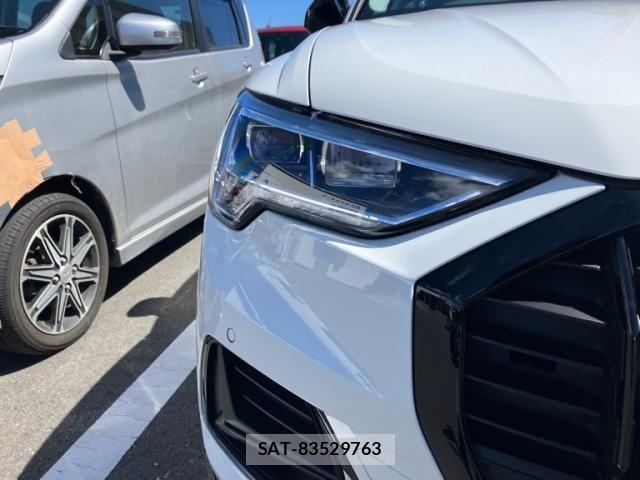 Audi Q3 2023-11 8848276-9
